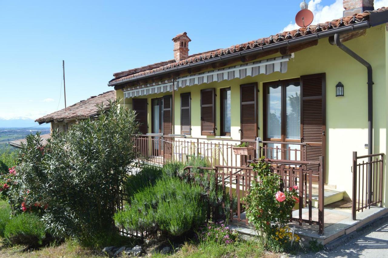 Tra... Monti E Vigne Bed & Breakfast La Morra Exterior photo